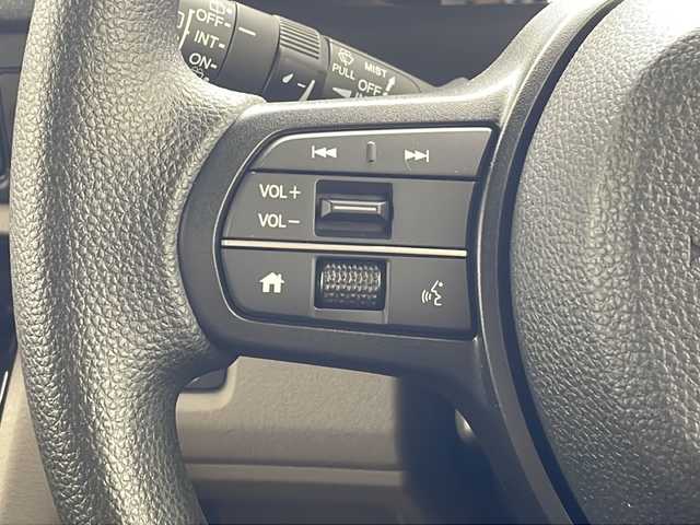 ホンダ Ｎ ＢＯＸ JOY 沖縄県 2025(令7)年 0.1万km プラチナホワイトパール パワースライドドア　/ＬＥＤヘッドライト　/ホンダセンシング　/電子パーキングブレーキ　/前席シートヒーター　/アダプティブクルーズコントロール　/レーンキープアシスト　/プッシュスタート　/スマートキー　/スペアキー/保証書