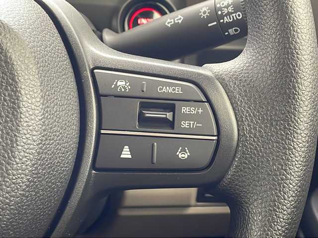 ホンダ Ｎ ＢＯＸ JOY 沖縄県 2025(令7)年 0.1万km プラチナホワイトパール パワースライドドア　/ＬＥＤヘッドライト　/ホンダセンシング　/電子パーキングブレーキ　/前席シートヒーター　/アダプティブクルーズコントロール　/レーンキープアシスト　/プッシュスタート　/スマートキー　/スペアキー/保証書