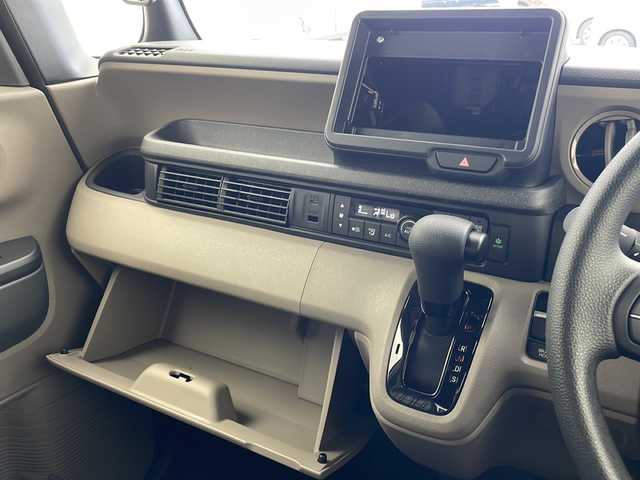 ホンダ Ｎ ＢＯＸ JOY 沖縄県 2025(令7)年 0.1万km プラチナホワイトパール パワースライドドア　/ＬＥＤヘッドライト　/ホンダセンシング　/電子パーキングブレーキ　/前席シートヒーター　/アダプティブクルーズコントロール　/レーンキープアシスト　/プッシュスタート　/スマートキー　/スペアキー/保証書