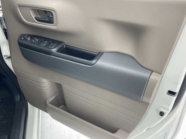 ホンダ Ｎ ＢＯＸ JOY 沖縄県 2025(令7)年 0.1万km プラチナホワイトパール パワースライドドア　/ＬＥＤヘッドライト　/ホンダセンシング　/電子パーキングブレーキ　/前席シートヒーター　/アダプティブクルーズコントロール　/レーンキープアシスト　/プッシュスタート　/スマートキー　/スペアキー/保証書