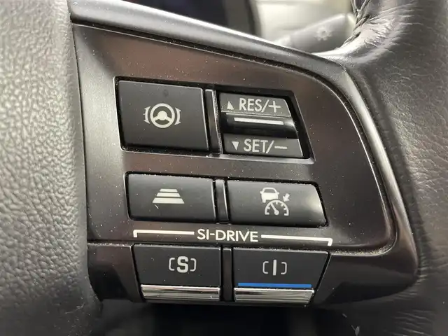 スバル レヴォーグ 1．6GT アイサイト 茨城県 2018(平30)年 4万km ラピスブルーP 純正ナビ/・バックカメラ/・フルセグテレビ/・Bluetooth接続/・USB入力端子/・CDチェンジャー/４WD/ETC/ドライブレコーダー/パワーシート/スマートキー/MTモード付/アイドリングストップ/ABS/レーンアシストキープ/横滑り防止装置/盗難防止装置/衝突被害軽減システム/オートライト/オートマティックハイビーム