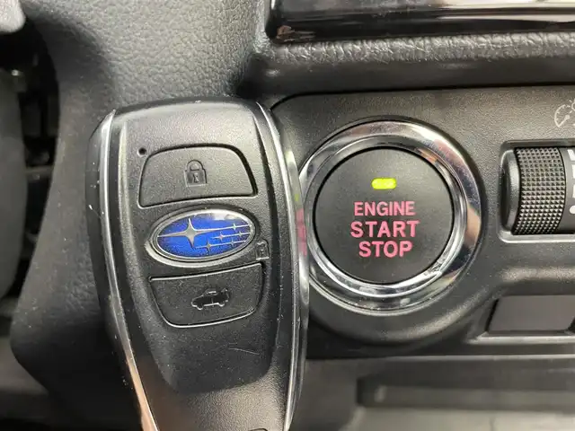 スバル レヴォーグ 1．6GT アイサイト 茨城県 2018(平30)年 4万km ラピスブルーP 純正ナビ/・バックカメラ/・フルセグテレビ/・Bluetooth接続/・USB入力端子/・CDチェンジャー/４WD/ETC/ドライブレコーダー/パワーシート/スマートキー/MTモード付/アイドリングストップ/ABS/レーンアシストキープ/横滑り防止装置/盗難防止装置/衝突被害軽減システム/オートライト/オートマティックハイビーム