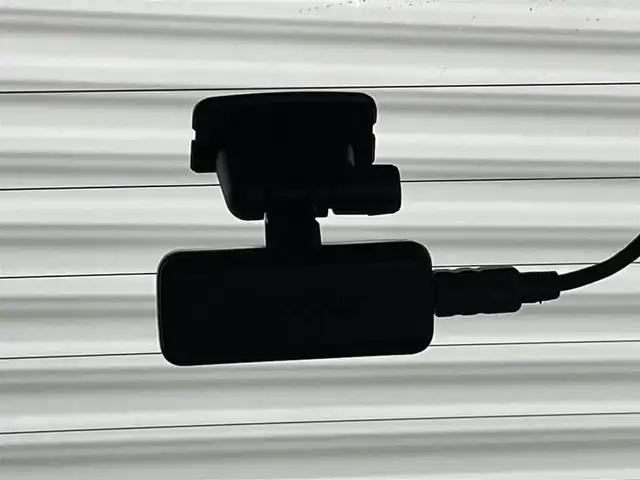 スバル レヴォーグ 1．6GT アイサイト 茨城県 2018(平30)年 4万km ラピスブルーP 純正ナビ/・バックカメラ/・フルセグテレビ/・Bluetooth接続/・USB入力端子/・CDチェンジャー/４WD/ETC/ドライブレコーダー/パワーシート/スマートキー/MTモード付/アイドリングストップ/ABS/レーンアシストキープ/横滑り防止装置/盗難防止装置/衝突被害軽減システム/オートライト/オートマティックハイビーム