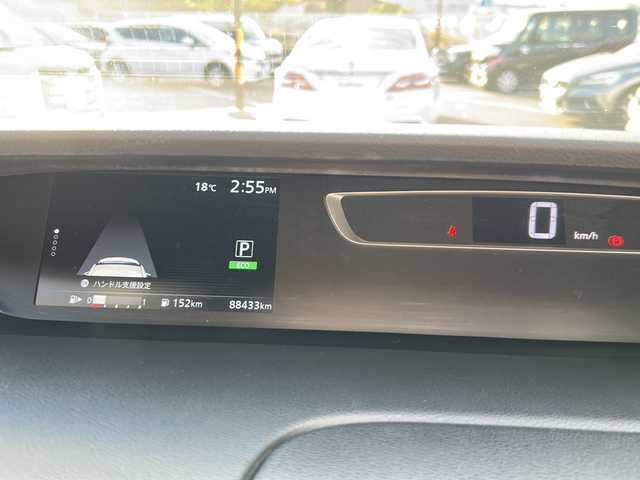 日産 セレナ X Vセレクション 岐阜県 2018(平30)年 8.9万km ブリリアントホワイトパール 登録時走行距離88433km/純正SDナビ/フルセグTV/全方位カメラ/両側パワースライドドア/後席フリップダウンモニター/ドライブレコーダー/純正フロアマット/社外アルミホイール/ETC/Blue tooth/ドアバイザー/プッシュスタート/スマートキー/クルーズコントロール/ABS/横滑り防止装置/コーナーセンサー/オートライト/キセノンヘッドライト/フォグランプ/衝突被害軽減システム