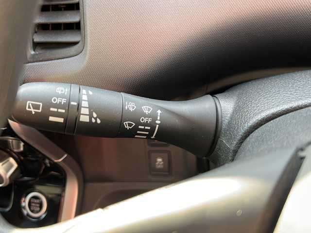 日産 セレナ X Vセレクション 岐阜県 2018(平30)年 8.9万km ブリリアントホワイトパール 登録時走行距離88433km/純正SDナビ/フルセグTV/全方位カメラ/両側パワースライドドア/後席フリップダウンモニター/ドライブレコーダー/純正フロアマット/社外アルミホイール/ETC/Blue tooth/ドアバイザー/プッシュスタート/スマートキー/クルーズコントロール/ABS/横滑り防止装置/コーナーセンサー/オートライト/キセノンヘッドライト/フォグランプ/衝突被害軽減システム