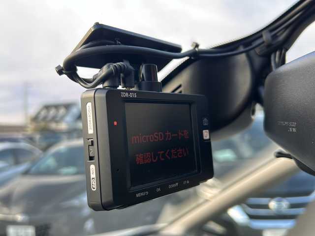 日産 セレナ X Vセレクション 岐阜県 2018(平30)年 8.9万km ブリリアントホワイトパール 登録時走行距離88433km/純正SDナビ/フルセグTV/全方位カメラ/両側パワースライドドア/後席フリップダウンモニター/ドライブレコーダー/純正フロアマット/社外アルミホイール/ETC/Blue tooth/ドアバイザー/プッシュスタート/スマートキー/クルーズコントロール/ABS/横滑り防止装置/コーナーセンサー/オートライト/キセノンヘッドライト/フォグランプ/衝突被害軽減システム