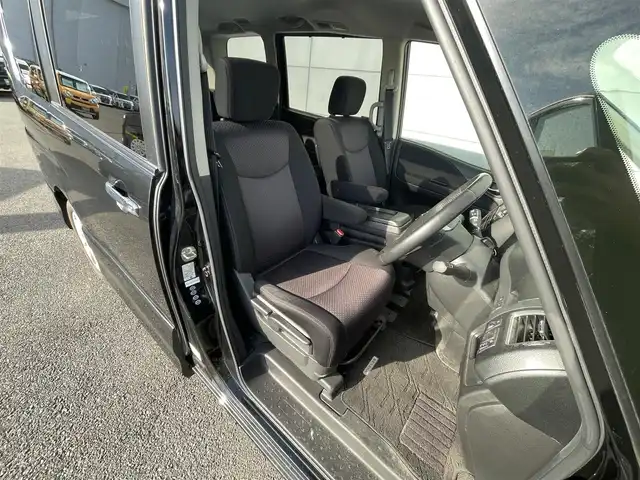 日産 セレナ ハイウェイスター Vセレクション 千葉県 2012(平24)年 10.5万km スーパーブラック 純正７インチナビ/・Bluetooth/・フルセグTV/フリップダウンモニター/追従型クルーズコントロール/ビルトインＥＴＣ/オートライト/カーテンエアバッグ/純正アルミホイール/スマートキー