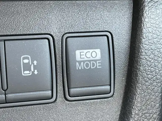 日産 セレナ ハイウェイスター Vセレクション 千葉県 2012(平24)年 10.5万km スーパーブラック 純正７インチナビ/・Bluetooth/・フルセグTV/フリップダウンモニター/追従型クルーズコントロール/ビルトインＥＴＣ/オートライト/カーテンエアバッグ/純正アルミホイール/スマートキー