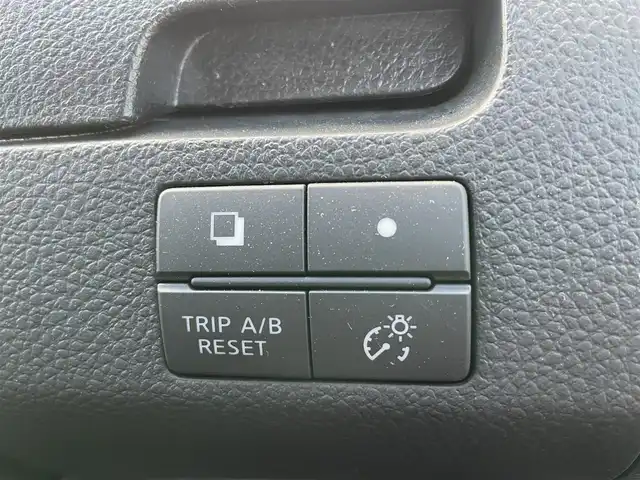 日産 セレナ ハイウェイスター Vセレクション 千葉県 2012(平24)年 10.5万km スーパーブラック 純正７インチナビ/・Bluetooth/・フルセグTV/フリップダウンモニター/追従型クルーズコントロール/ビルトインＥＴＣ/オートライト/カーテンエアバッグ/純正アルミホイール/スマートキー