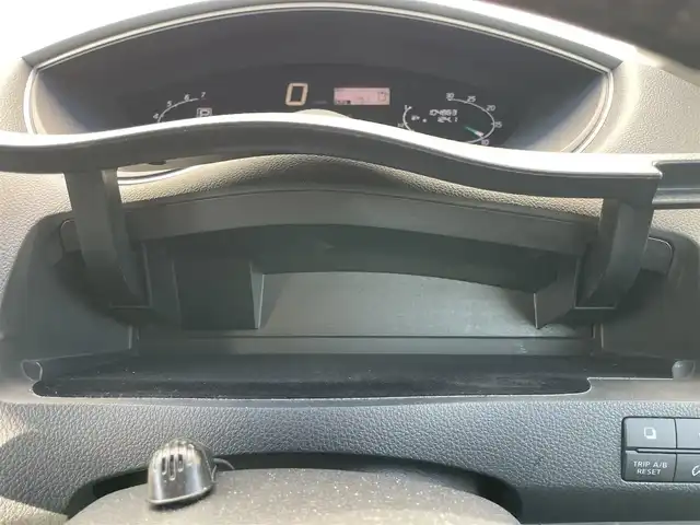 日産 セレナ ハイウェイスター Vセレクション 千葉県 2012(平24)年 10.5万km スーパーブラック 純正７インチナビ/・Bluetooth/・フルセグTV/フリップダウンモニター/追従型クルーズコントロール/ビルトインＥＴＣ/オートライト/カーテンエアバッグ/純正アルミホイール/スマートキー