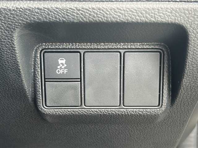 ホンダ シビック タイプR 愛知県 2019(令1)年 1.4万km チャンピオンシップホワイト /禁煙車//シリアルナンバーR-27382//社外ディスプレイオーディオ//Bluetooth・CD/DVD//バックカメラ//ビルトインETC//クルーズコントロール//ドライブモードセレクト//アイドリングストップ//電動パーキング//ブレーキホールド//ドアバイザー//純正２０インチアルミ//LEDオートライト//電動格納ミラーウィンカー//スペアキー//取扱説明書//新車保証書