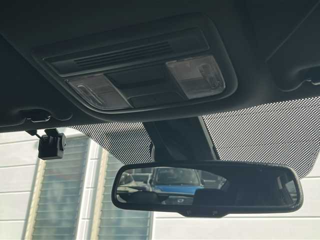 ホンダ シビック タイプR 愛知県 2019(令1)年 1.4万km チャンピオンシップホワイト /禁煙車//シリアルナンバーR-27382//社外ディスプレイオーディオ//Bluetooth・CD/DVD//バックカメラ//ビルトインETC//クルーズコントロール//ドライブモードセレクト//アイドリングストップ//電動パーキング//ブレーキホールド//ドアバイザー//純正２０インチアルミ//LEDオートライト//電動格納ミラーウィンカー//スペアキー×１//取扱説明書//新車保証書