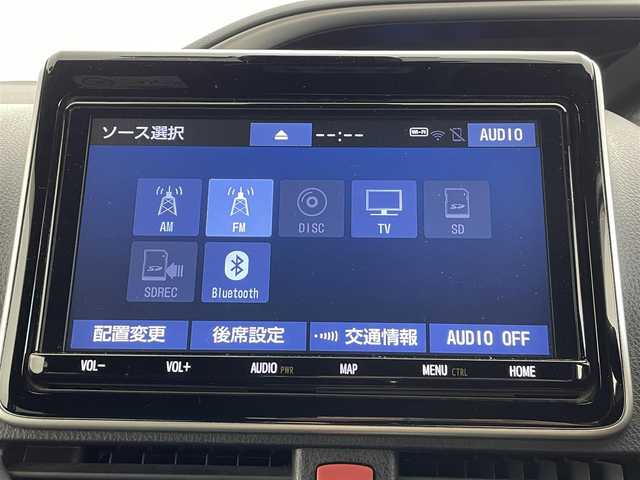 トヨタ ヴォクシー ZS 煌 福岡県 2019(平31)年 8.6万km ブラック 純正9インチナビ(NSZT-Y68T)/AM/FM/CD/DVD/BT/フルセグ/純正12インチフリップダウンモニター/ビルトインETC/バックカメラ/社外前後ドラレコ(CSD-790FHG)/トヨタセーフティセンス/プリクラッシュセーフティ/レーンディパーチャーアラート/オートマチックハイビーム/クルーズコントロール/両側パワースライドドア/ステアリングスイッチ/LEDヘッドライト/スマートキー/プッシュスタート