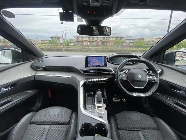 プジョー ３００８ GT ハイブリッド4 福岡県 2022(令4)年 1.4万km パールⅡ ・サンルーフ/・アクティブクルーズコントロール/・純正メモリーナビ/USB/Bluetooth/AppleCarPlay/・全方位カメラ/・ハーフレザーシート/シートヒーター/・社外前後ドライブレコーダー/・フルセグ/・社外ETC/・純正18AW/・プッシュスタート/・パーキングアシスト/・スマートキー/・スペアキー/・運転席パワーシート/・レーンキープアシスト/・オートライト/・LEDライト/・保証書