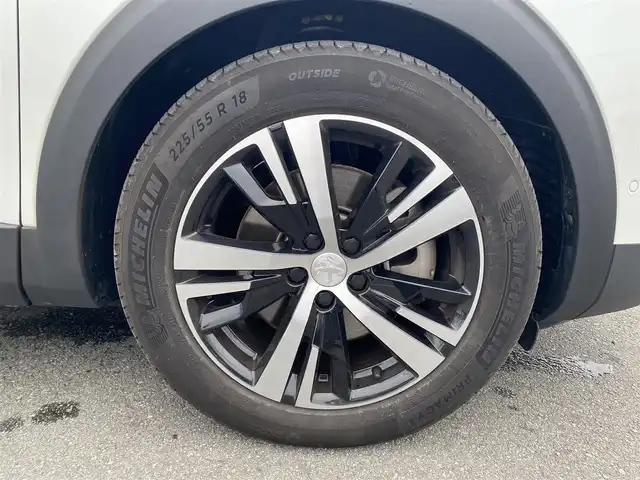 プジョー ３００８ GT ハイブリッド4 福岡県 2022(令4)年 1.4万km パールⅡ ・サンルーフ/・アクティブクルーズコントロール/・純正メモリーナビ/USB/Bluetooth/AppleCarPlay/・全方位カメラ/・ハーフレザーシート/シートヒーター/・社外前後ドライブレコーダー/・フルセグ/・社外ETC/・純正18AW/・プッシュスタート/・パーキングアシスト/・スマートキー/・スペアキー/・運転席パワーシート/・レーンキープアシスト/・オートライト/・LEDライト/・保証書