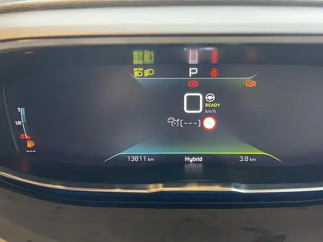 プジョー ３００８ GT ハイブリッド4 高知県 2022(令4)年 1.4万km パールⅡ ・サンルーフ/・アクティブクルーズコントロール/・純正メモリーナビ/USB/Bluetooth/AppleCarPlay/・全方位カメラ/・ハーフレザーシート/シートヒーター/・社外前後ドライブレコーダー/・フルセグ/・社外ETC/・純正18AW/・プッシュスタート/・パーキングアシスト/・スマートキー/・スペアキー/・運転席パワーシート/・レーンキープアシスト/・オートライト/・LEDライト/・保証書