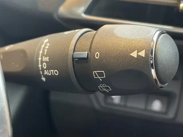 プジョー ３００８ GT ハイブリッド4 高知県 2022(令4)年 1.4万km パールⅡ ・サンルーフ/・アクティブクルーズコントロール/・純正メモリーナビ/USB/Bluetooth/AppleCarPlay/・全方位カメラ/・ハーフレザーシート/シートヒーター/・社外前後ドライブレコーダー/・フルセグ/・社外ETC/・純正18AW/・プッシュスタート/・パーキングアシスト/・スマートキー/・スペアキー/・運転席パワーシート/・レーンキープアシスト/・オートライト/・LEDライト/・保証書