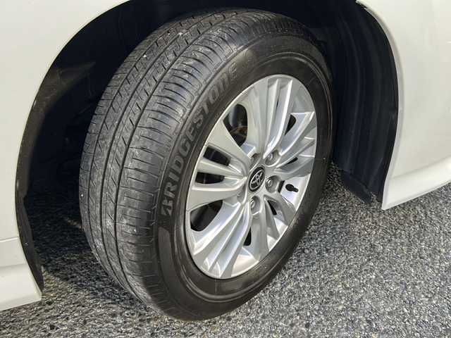 トヨタ ノア S－G 東京都 2023(令5)年 1.6万km ホワイトパールクリスタルシャイン ワンオーナー/純正ディスプレイオーディオ10.5インチ/フルセグTV/DVDプレイヤー/AppleCarplay/バックカメラ　ETC2.0/プリクラッシュセーフティ/レーンディパーチャーアラート/レーダークルーズコントロール/レーントレーシングアシスト/ロードサインアシスト/オートマチックハイビーム/プロアクティブドライビングアシスト/片側側パワースライドドア/コーナーセンサー/ステアリングスイッチ/純正15インチアルミホイール/LEDヘッドライト/オートライト/スマートキー×２/純正フロアマット