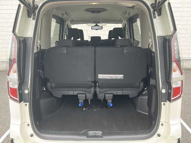 日産 セレナ ハイウェイスター V 栃木県 2021(令3)年 7.9万km ナイトベールパープル 純正SDナビ/Bluetooth CD DVD /TV フルセグ/アラウンドビューモニター/デジタルインナーミラー/ブラインドスポットモニター/ドアバイザー/プロパイロット/コーナーセンサー/レーンキープアシスト/LEDヘッドライト/オートライト/衝突被害軽減システム/標識表示システム/オートブレーキホールド/ハンズフリーオートスライドドア/追従式クルーズコントロール/ETC/ドライブレコーダー/純正16インチアルミホイール/保証書/取扱説明書/記録簿