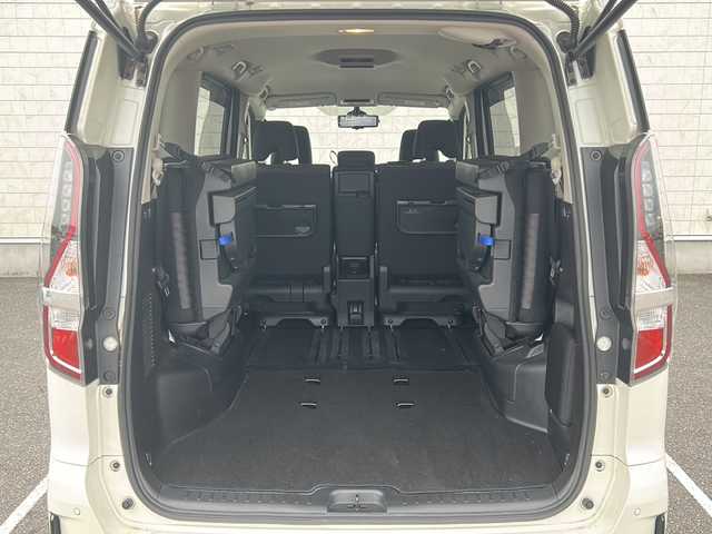 日産 セレナ ハイウェイスター V 栃木県 2021(令3)年 7.9万km ナイトベールパープル 純正SDナビ/Bluetooth CD DVD /TV フルセグ/アラウンドビューモニター/デジタルインナーミラー/ブラインドスポットモニター/ドアバイザー/プロパイロット/コーナーセンサー/レーンキープアシスト/LEDヘッドライト/オートライト/衝突被害軽減システム/標識表示システム/オートブレーキホールド/ハンズフリーオートスライドドア/追従式クルーズコントロール/ETC/ドライブレコーダー/純正16インチアルミホイール/保証書/取扱説明書/記録簿