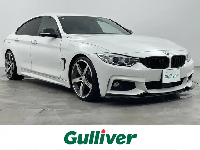 ＢＭＷ ４２０ｉ グランクーペ Mスポーツ 大分県 2015(平27)年 3.5万km アルピンホワイトⅢ 純正ナビ/（ＣＤ・ＤＶＤ・ＢＴ・ＵＳＢ・ＡＵＸ）/社外エアロ/（フロントリップ/トランクスポイラー）/バックカメラ/インテリジェントセーフティ/・衝突警告・歩行者警告・車線逸脱警告/アダクティブクルーズコントロール/前席パワーシート/・Ｄ席メモリー機能付き/マニュアルモード付/パドルシフト/ミラー一体型ＥＴＣ/アイドリングストップ/プッシュスタート/キセノンヘッドライト/社外マフラー（３ＤＤｅｓｉｇｎ）/社外19インチＡＷ（ラグジーヘインズ）/保証書・取扱説明書/スペアキー