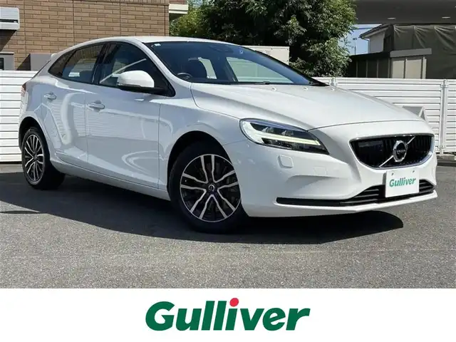 ボルボ Ｖ４０ D4 キネティック 群馬県 2018(平30)年 6.9万km アイスホワイト HDDナビ/Bluetooth/バックカメラ/コーナーセンサー/アダプティブクルーズコントロール/レーンキープアシスト/衝突軽減防止システム/純正１６インチアルミホイール/LEDヘッドライト/オートライト/スマートキー /ETC/スペアキー×1/保証書/取扱説明書