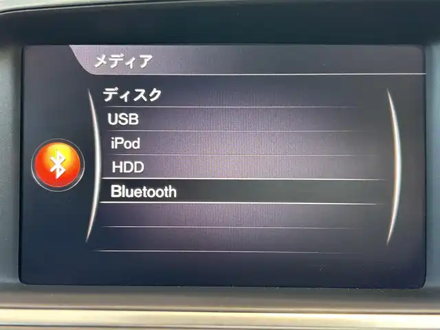 ボルボ Ｖ４０ D4 キネティック 群馬県 2018(平30)年 6.9万km アイスホワイト HDDナビ/Bluetooth/バックカメラ/コーナーセンサー/アダプティブクルーズコントロール/レーンキープアシスト/衝突軽減防止システム/純正１６インチアルミホイール/LEDヘッドライト/オートライト/スマートキー /ETC/スペアキー×1/保証書/取扱説明書