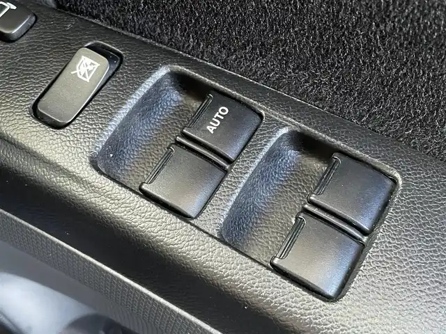 スズキ ソリオ バンディット 東京都 2013(平25)年 5.6万km ミステリアスバイオレットパール イクリプスナビ/＜フルセグ/CD/DVD/SD＞/バックカメラ/両側パワースライドドア/前後ドラレコ/ＵＳＢ入力端子/フォグランプ/ＨＩＤヘッドライト　/純正フロアマット/ドアバイザー/プッシュスタート/スマートキー