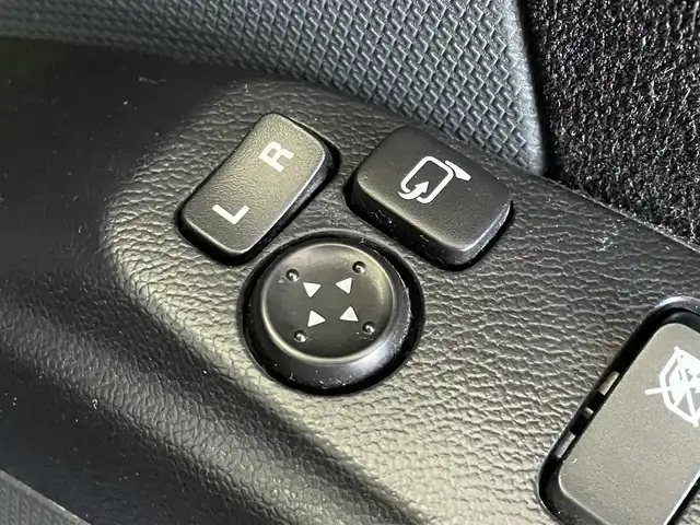 スズキ ソリオ バンディット 東京都 2013(平25)年 5.6万km ミステリアスバイオレットパール イクリプスナビ/＜フルセグ/CD/DVD/SD＞/バックカメラ/両側パワースライドドア/前後ドラレコ/ＵＳＢ入力端子/フォグランプ/ＨＩＤヘッドライト　/純正フロアマット/ドアバイザー/プッシュスタート/スマートキー