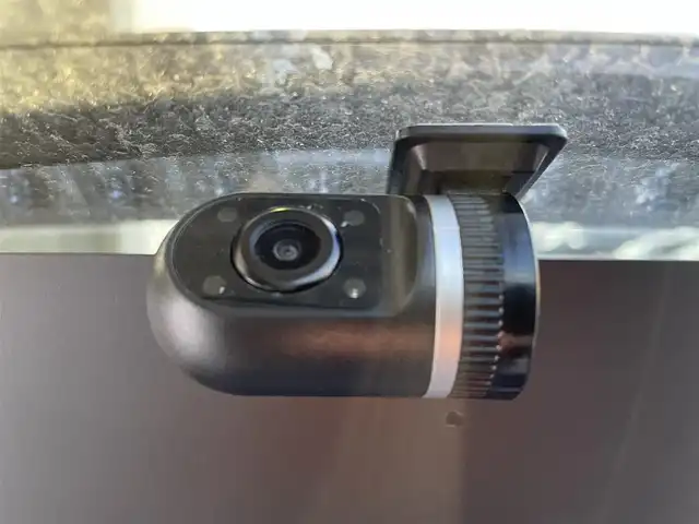 スズキ ソリオ バンディット 東京都 2013(平25)年 5.6万km ミステリアスバイオレットパール イクリプスナビ/＜フルセグ/CD/DVD/SD＞/バックカメラ/両側パワースライドドア/前後ドラレコ/ＵＳＢ入力端子/フォグランプ/ＨＩＤヘッドライト　/純正フロアマット/ドアバイザー/プッシュスタート/スマートキー