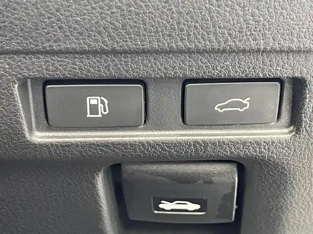 レクサス ＥＳ 300h Fスポーツ 愛媛県 2022(令4)年 2.9万km グラファイトブラックガラスフレーク 登録時走行距離：28690km/メーカーオプション純正SDナビ/AM/FM/フルセグTV/Bluetooth/マークレビンソン/ビルトインETC2.0/サンルーフ/全周囲カメラ/電動リアゲート/パドルシフト/追従クルコン/レザーシート/デジタルインナーミラー/横滑り防止装置/盗難防止装置/レーンキープアシスト/LEDヘッドライト/オートライト/オートハイビーム/エンジンスタートボタン/スマートキー/スペアキー/純正アルミホイール/純正フロアマット/シートーヒーター/エアシート/シートメモリ