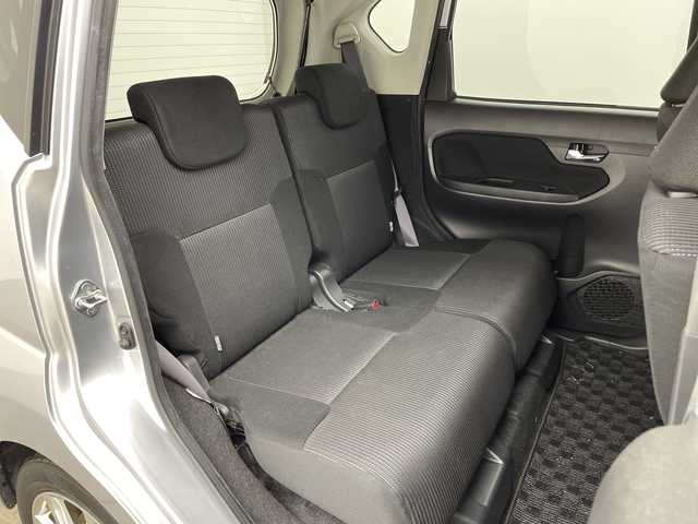 ダイハツ ムーヴ X リミテッドⅡ SAⅢ 兵庫県 2020(令2)年 3.1万km ブライトシルバーメタリック ・社外ナビ/・Bluetooth/CD/DVD/SD/TV/AM/FM/・バックカメラ/・スマートアシストIII/・衝突軽減ブレーキ/・オートマチックハイビーム/・ヘッドライトレベライザー/・アイドリングストップ/・運転席シートヒーター/・革巻きステアリング/・ステアリングスイッチ/・電動格納ミラー/・ドアバイザー/・LEDヘッドライト/・純正アルミホイールタイヤ/・プッシュスタート/・スマートキー/・保証書