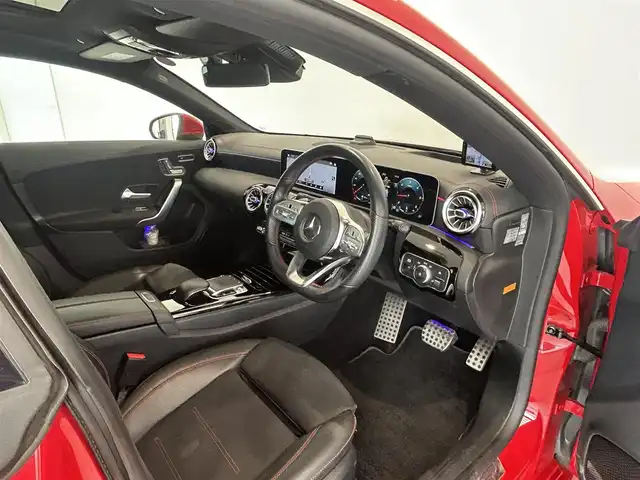 メルセデス・ベンツ ＣＬＡ２００ｄ Sブレーク AMGライン 愛知県 2020(令2)年 5.9万km ジュピターレッド 純正メモリナビ/フルセグテレビ/360°カメラ/アイドリングストップ/パノラミックスライディングルーフ/前後ドライブレコーダー/ヘッドアップディスプレイ/ＬＥＤヘッドライト/ハーフレザーシート/前席（パワーシート、メモリー付き、ヒーター）/パワーバックドア/プッシュスタート/ETC2/0