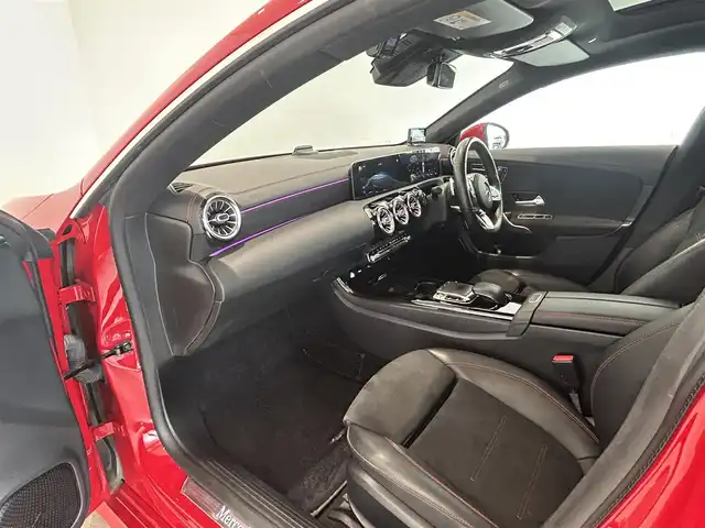 メルセデス・ベンツ ＣＬＡ２００ｄ Sブレーク AMGライン 愛知県 2020(令2)年 5.9万km ジュピターレッド 純正メモリナビ/フルセグテレビ/360°カメラ/アイドリングストップ/パノラミックスライディングルーフ/前後ドライブレコーダー/ヘッドアップディスプレイ/ＬＥＤヘッドライト/ハーフレザーシート/前席（パワーシート、メモリー付き、ヒーター）/パワーバックドア/プッシュスタート/ETC2/0
