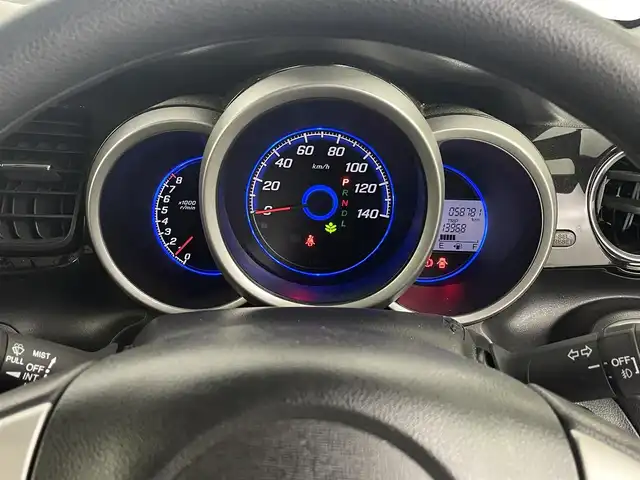 ホンダ Ｎ ＢＯＸ 2トーン カスタム SSパッケージ 埼玉県 2015(平27)年 5.9万km スマートブラック 社外ナビ　/　AM/FM/CD/DVD/BT /バックカメラ　/両側パワースライドドア　/前後ドライブレコーダー　/横滑り防止システム　/ステアリングリモコン/純正アルミホイール　/フロアマット　/フォグランプ　/キセノンヘッドライト/オートライト/ウィンカーミラー/ドアバイザー　/プッシュスタート/スマートキー