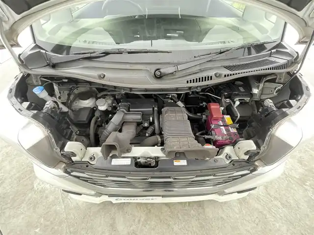 スズキ スペーシア カスタム HYBRID XS ターボ 千葉県 2020(令2)年 3.3万km ピュアホワイトパール/ブラック2トーン 禁煙車/スズキセーフティ サポート/・デュアルセンサーブレーキサポートII/・アダプティブクルーズコントロール/・車線維持支援機能/・後退時ブレーキサポート/・誤発進抑制機能/・後方誤発進抑制機能/・標識認識機能/・カラーヘッドアップディスプレイ/両側パワースライドドア/LEDオートライト/オートハイビーム/ハーフレザーシート/シートヒーター/純正15インチアルミホイール/アイドリングストップ/USBポート/プッシュスタート/スマートキー