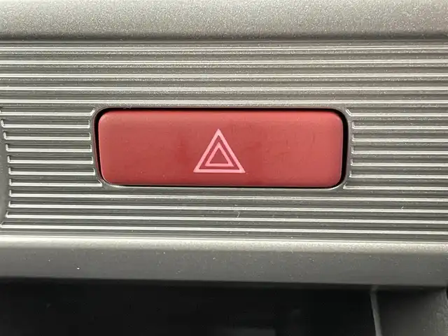 スズキ スペーシア カスタム HYBRID XS ターボ 千葉県 2020(令2)年 3.3万km ピュアホワイトパール/ブラック2トーン 禁煙車/スズキセーフティ サポート/・デュアルセンサーブレーキサポートII/・アダプティブクルーズコントロール/・車線維持支援機能/・後退時ブレーキサポート/・誤発進抑制機能/・後方誤発進抑制機能/・標識認識機能/・カラーヘッドアップディスプレイ/両側パワースライドドア/LEDオートライト/オートハイビーム/ハーフレザーシート/シートヒーター/純正15インチアルミホイール/アイドリングストップ/USBポート/プッシュスタート/スマートキー