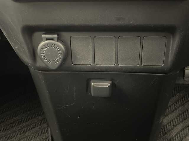 トヨタ タンク G S 沖縄県 2017(平29)年 6万km マゼンタベリーマイカM 純正ナビ（NSCD-W66）/（フルセグTV　CD　Bluetooth　SD）/クルーズコントロール/プッシュスタート/スマートキー/アイドリングストップ/両側パワースライドドア/オートライト/オートエアコン/純正フロアマット