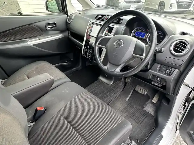 日産 デイズ ハイウェイスターX 群馬県 2014(平26)年 3.3万km ホワイトパール 純正ナビ（MC314D-W)/・CD/DVD/SD/・AUX/BT/バックカメラ/スマートキー/プッシュスタート/オートエアコン/アイドリングストップ/ウィンカーミラー/フォグライト/純正アルミ14インチ/革巻き付ステアリング/スペアキー1本/前後ドライブレコーダー/ETC