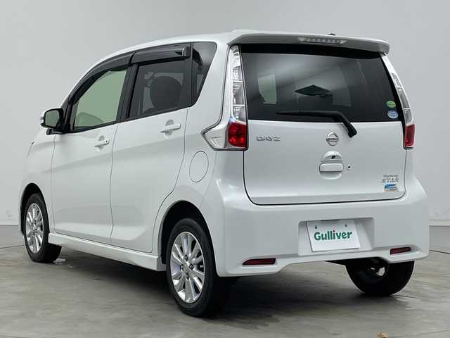 日産 デイズ ハイウェイスターX 新潟県 2014(平26)年 3.3万km ホワイトパール 純正ナビ（MC314D-W)/・CD/DVD/SD/・AUX/BT/バックカメラ/スマートキー/プッシュスタート/オートエアコン/アイドリングストップ/ウィンカーミラー/フォグライト/純正アルミ14インチ/革巻き付ステアリング/スペアキー1本/前後ドライブレコーダー/ETC