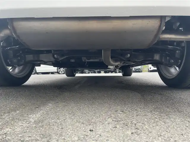 レクサス ＲＸ 350 Fスポーツ 神奈川県 2024(令6)年 0.9万km ホワイトノーヴァガラスフレーク 外装Fスポーツパフォーマンス仕様/オレンジキャリパー/社外グリル/14インチタッチディスプレイ/・ナビゲーション/・Bluetooth/・AppleCarPlay・AndroidAuto/・フルセグTV/・パノラミックビューモニター/純正21インチAW/運転支援システム/・プリクラッシュセーフティ/・レーントレーシングアシスト/・レーダークルーズコントロール/・ブラインドスポットモニター/・リアトラフィックアラート/・パーキングサポートブレーキ/ビルトイン２．０ETC/Fスポ専用革シート/・前席シートヒーター/・前席ベンチレーター/・前席パワーシート/スマートキーX2