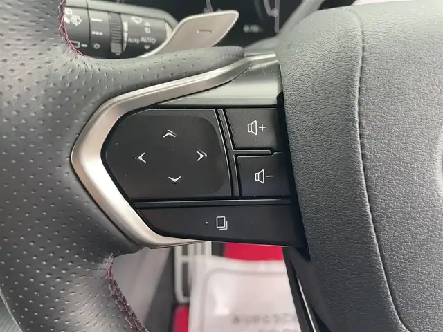 レクサス ＲＸ 350 Fスポーツ 神奈川県 2024(令6)年 0.9万km ホワイトノーヴァガラスフレーク 外装Fスポーツパフォーマンス仕様/オレンジキャリパー/社外グリル/14インチタッチディスプレイ/・ナビゲーション/・Bluetooth/・AppleCarPlay・AndroidAuto/・フルセグTV/・パノラミックビューモニター/純正21インチAW/運転支援システム/・プリクラッシュセーフティ/・レーントレーシングアシスト/・レーダークルーズコントロール/・ブラインドスポットモニター/・リアトラフィックアラート/・パーキングサポートブレーキ/ビルトイン２．０ETC/Fスポ専用革シート/・前席シートヒーター/・前席ベンチレーター/・前席パワーシート/スマートキーX2