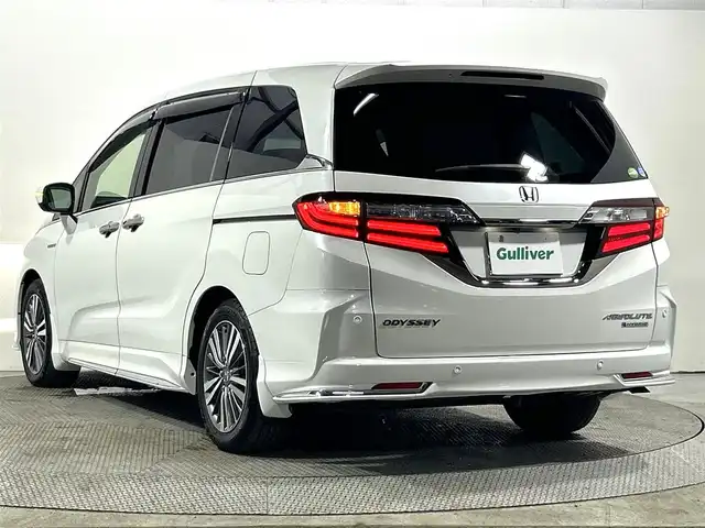 ホンダ オデッセイ ハイブリッド アブソルート・EXホンダセンジング 大阪府 2019(令1)年 5.3万km プラチナホワイトパール 純正ナビ(フルセグ/DVD再生/Bluetooth) 360カメラ 後席モニター ETC 両側パワースライドドア ハーフレザー パワーシート/ヒーター 衝突軽減 レーダーC BSM 前後ドラレコ