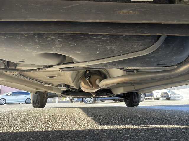 スズキ アルト L 山口県 2016(平28)年 7.2万km スペリアホワイト 純正CDチューナー/　AM/FM/AUX/リモコンキー/前席シートヒーター/アイドリングストップ/横滑り防止装置/ヘッドライトレベライザー/マニュアルエアコン/エネチャージ/純正ホイールキャップ/保証書・取説/スペアキー1本