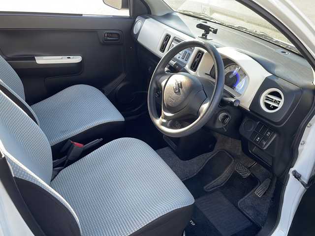 スズキ アルト L 山口県 2016(平28)年 7.2万km スペリアホワイト 純正CDチューナー/　AM/FM/AUX/リモコンキー/前席シートヒーター/アイドリングストップ/横滑り防止装置/ヘッドライトレベライザー/マニュアルエアコン/エネチャージ/純正ホイールキャップ/保証書・取説/スペアキー1本