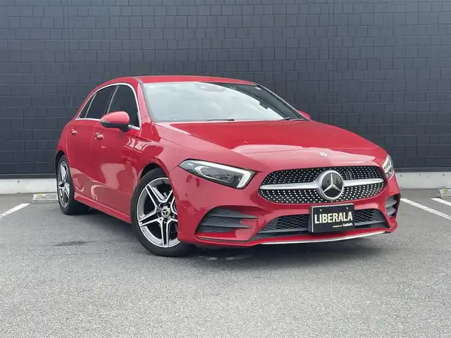 メルセデス・ベンツ Ａ１８０ スタイル AMGライン 埼玉県 2018(平30)年 4.2万km ジュピターレッド AMGライン18インチアルミ/ハーフブラックレザーシート/レッドステッチ/純正ナビテレビ/・MERCEDES me/・フルセグテレビ/アクティブレーンキープ/アクティブステアリング/ブラインドスポット/パークトロニック/パドルシフト/オートライト/ETC車載機/キーレスゴー/ドライブレコーダー（前後）
