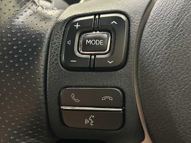 レクサス ＩＳ 300 Fスポーツ 宮城県 2018(平30)年 5.4万km グラファイトブラックガラスフレーク レクサスセーフティーシステム＋/・プリクラッシュセーフティシステム/・レーンディパーチャーアラート＆キーピングアシスト/・レーダークルーズコントロール/・オートマチックハイビーム/・プロアクティブドライビングアシスト/・発進遅れ告知機能/・ロードサインアシスト/・ブラインドスポットモニター/・レーンキープアシスト/純正ナビ/・フルセグTV/Bluetooth/CD/DVD/AUX/・バックカメラ/・純正ビルドインETC2.0/・ドライブレコーダー/アイドリングストップ/革巻きステアリング/・ステアリングスイッチ/・パドルシフト/・ステアリングヒーター/レザーシート/・パワーシート（運転席＋助手席）/・エアシート（運転席＋助手席）/・シートヒーター（運転席＋助手席）/・シートメモリー（運転席）/プッシュスタート/・スマートキー/・スペアキー1本/LEDヘッドライト/・オートライト/純正18インチアルミホイール/純正フロアマット