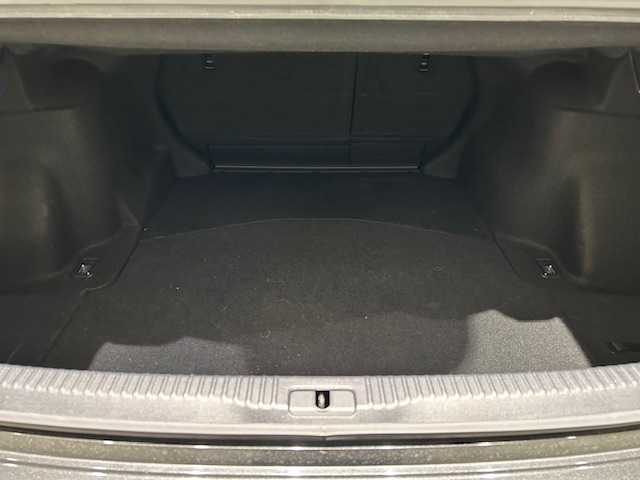 レクサス ＩＳ 300 Fスポーツ 宮城県 2018(平30)年 5.4万km グラファイトブラックガラスフレーク レクサスセーフティーシステム＋/・プリクラッシュセーフティシステム/・レーンディパーチャーアラート＆キーピングアシスト/・レーダークルーズコントロール/・オートマチックハイビーム/・プロアクティブドライビングアシスト/・発進遅れ告知機能/・ロードサインアシスト/・ブラインドスポットモニター/・レーンキープアシスト/純正ナビ/・フルセグTV/Bluetooth/CD/DVD/AUX/・バックカメラ/・純正ビルドインETC2.0/・ドライブレコーダー/アイドリングストップ/革巻きステアリング/・ステアリングスイッチ/・パドルシフト/・ステアリングヒーター/レザーシート/・パワーシート（運転席＋助手席）/・エアシート（運転席＋助手席）/・シートヒーター（運転席＋助手席）/・シートメモリー（運転席）/プッシュスタート/・スマートキー/・スペアキー1本/LEDヘッドライト/・オートライト/純正18インチアルミホイール/純正フロアマット