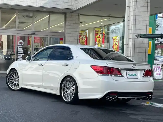 トヨタ クラウン アスリート S 東京都 2015(平27)年 6.8万km ホワイトパールクリスタルシャイン 純正HDDナビ/フルセグTV Bluetooth AM・FM/ムーンルーフ/黒革シート/パワーシート(前席)/シートヒーター/エアーシート/スーパーライブサウンドシステム/クルーズコントロール/左右独立温度調整エアコン(AAC)/エアコン吹き出し口スイング機能/SRSエアバッグ(前席）/スマートエントリー/スタートシステム/スペアキー/保証書＆取扱説明書