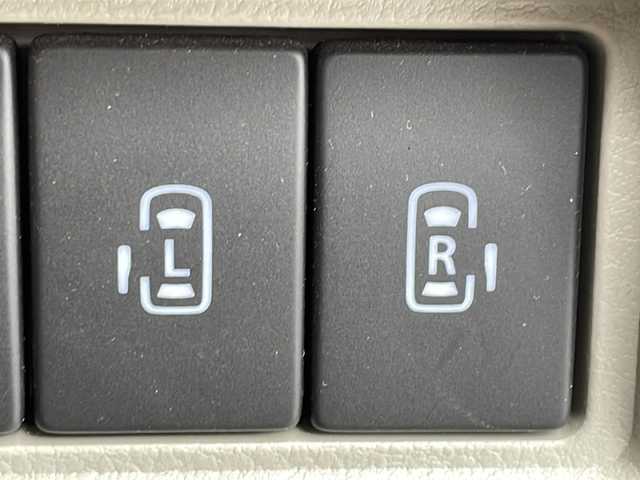 スズキ エブリィ ワゴン PZターボ スペシャル 道北・旭川 2021(令3)年 4.3万km クールカーキPM /ワンオーナー//４ＷＤ・ターボ//スマートキー//両側パワースライドドア//左側オートステップ//純正ＳＤナビ//ＣＤ・ＤＶＤ・ＳＤ・ＢＴ・フルセグ//バックカメラ//デュアルカメラブレーキサポート//先行車発進お知らせ//ハイビームアシスト//前後誤発進抑制機能//車線逸脱警報//後退時ブレーキサポート//ステアリングリモコン//Ｄ席ヒーター//ミラーヒーター//ＬＥＤヘッドライト//オートライト//フォグライト//社外前後ドライブレコーダー//社外１４インチアルミ冬タイヤ//純正14インチアルミ夏タイヤ積込//保証書//スペアキー×１